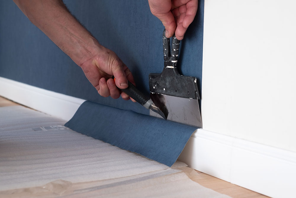 Tapezierarbeiten | Bild: iStockphoto.com © Koldunova Anna